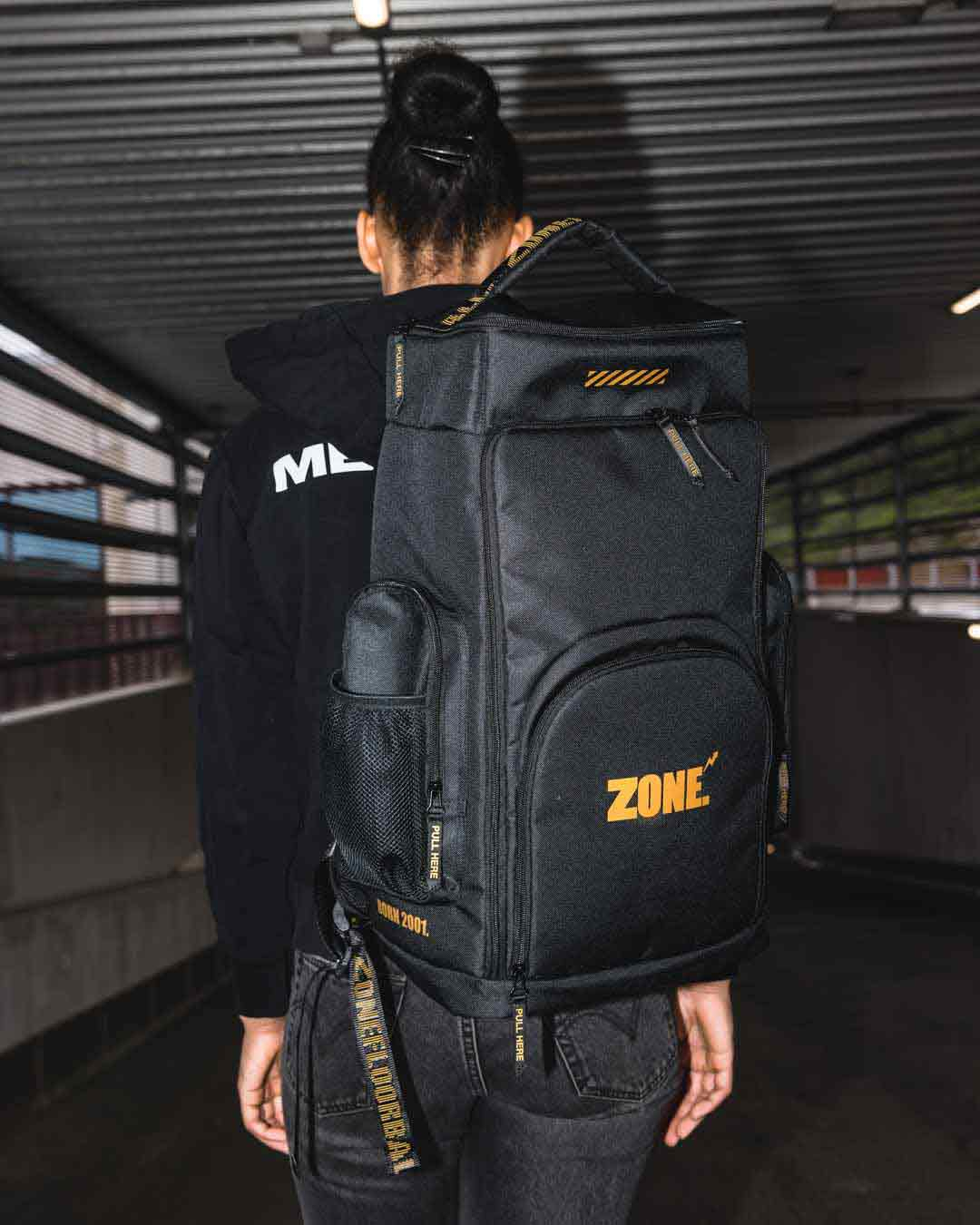 Backpack PRO large black/gold 35L