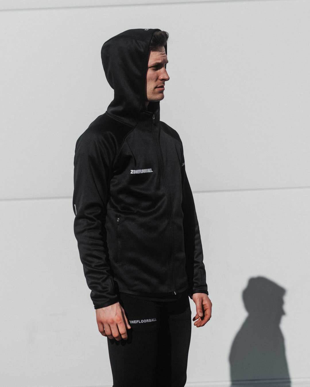 HOOD ZIP MODERN